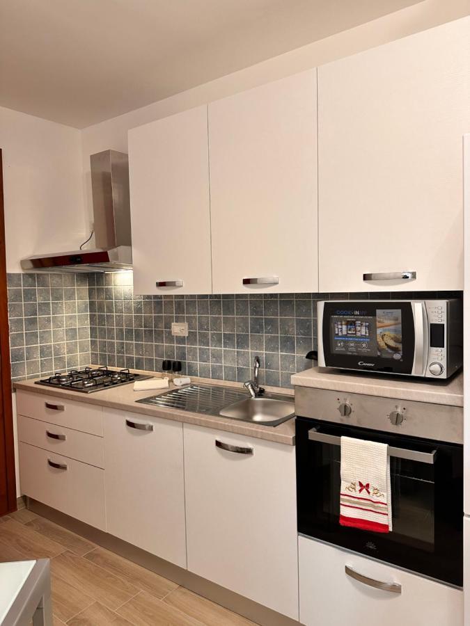 Holidays Apartment Кальярі Екстер'єр фото