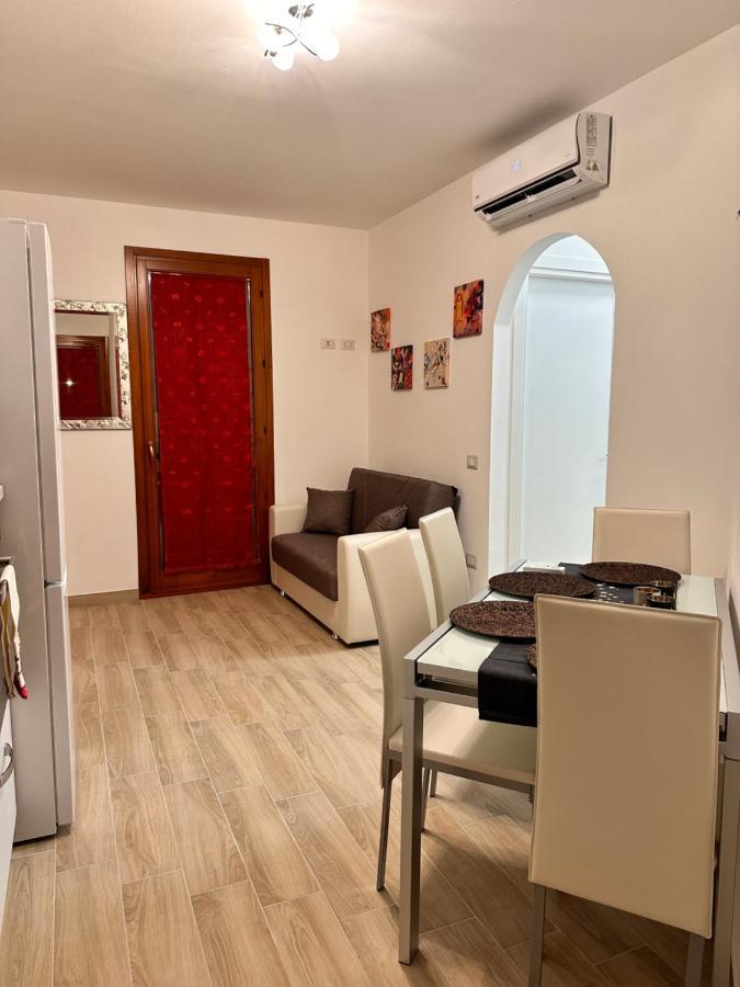Holidays Apartment Кальярі Екстер'єр фото